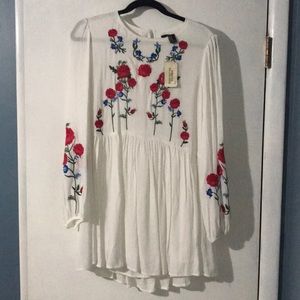 NWT Floral Tunic